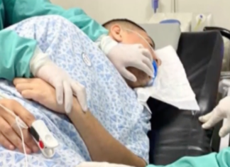 Eduin Caz en el hospital después de Navidad