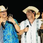 Julión Álvarez y Alfredo Olivas comparten escenario con Eduin Caz en el “Prófugos del Anexo”